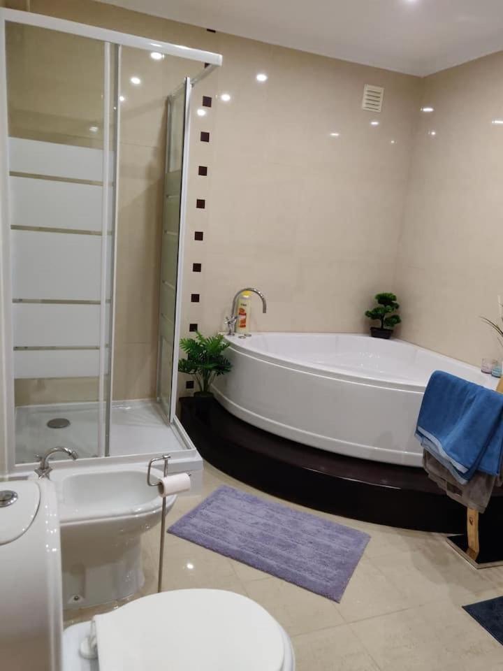 Guestready - Charming Accents Near The Beach Apartment Sesimbra Luaran gambar