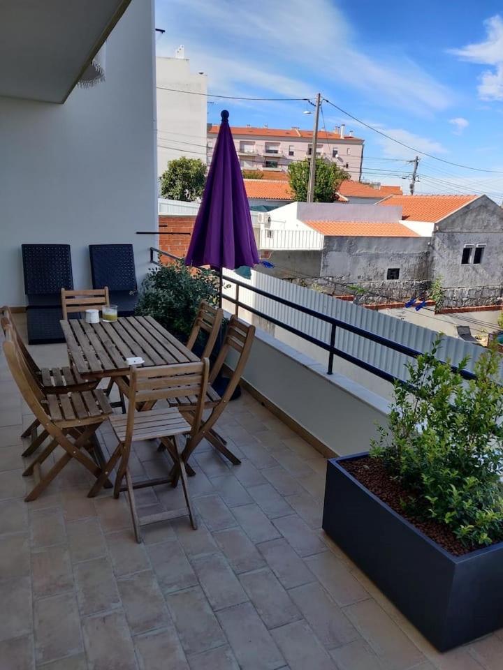 Guestready - Charming Accents Near The Beach Apartment Sesimbra Luaran gambar